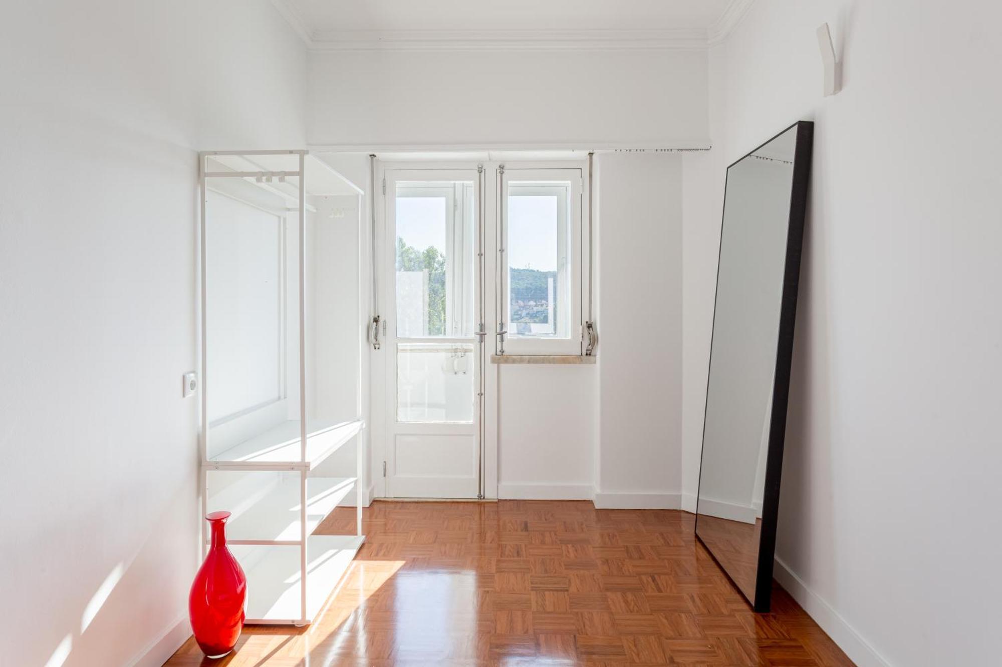 Campolide 2br Flat