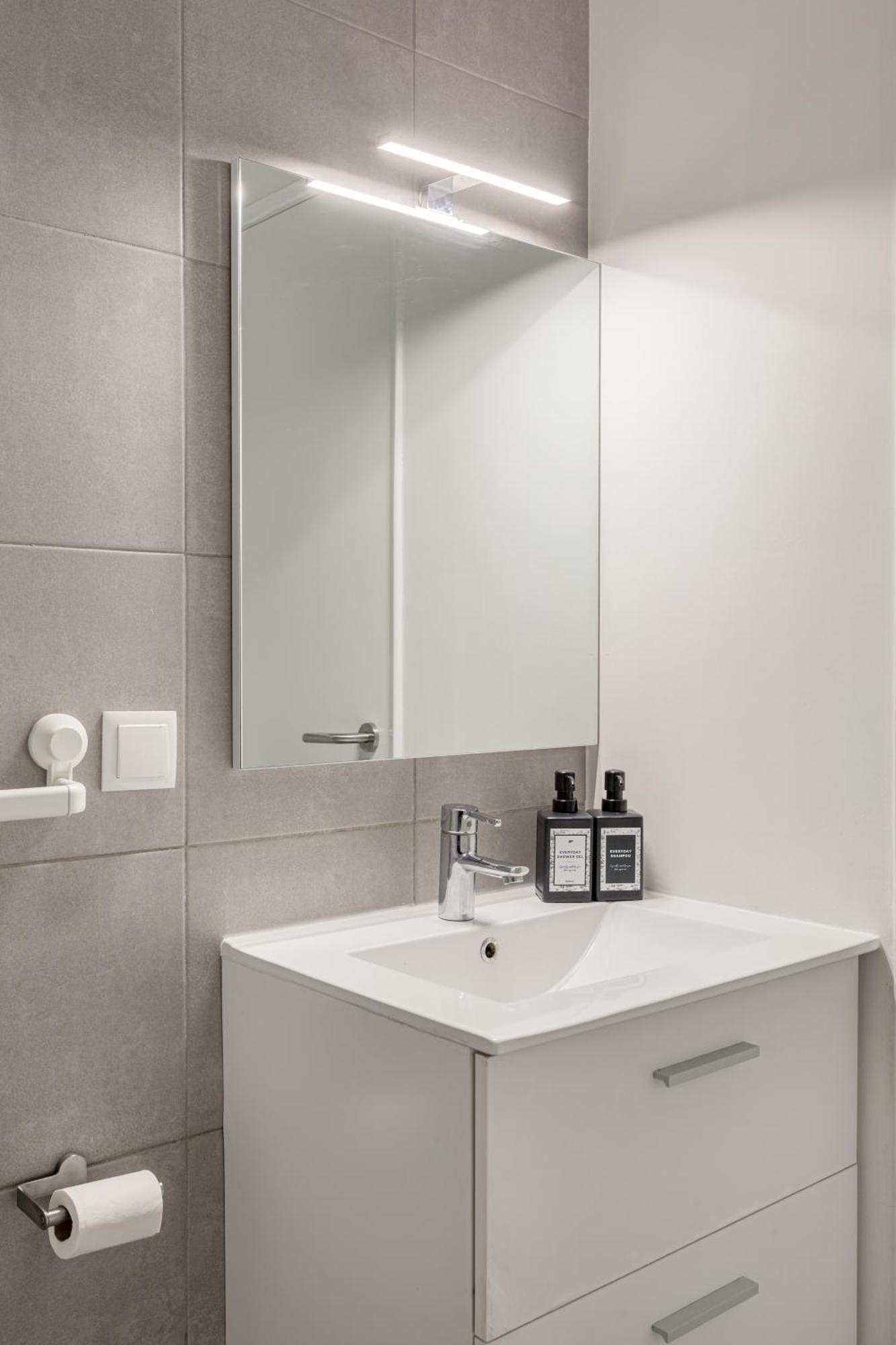 Apartamento Campolide 2br Flat *